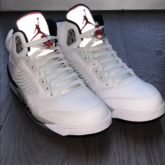 New/Unworn Air Jordan 5 white cement 136027-104 - Picture 7 of 8